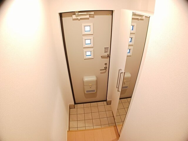 アイリスの玄関|落ち着いた玄関です