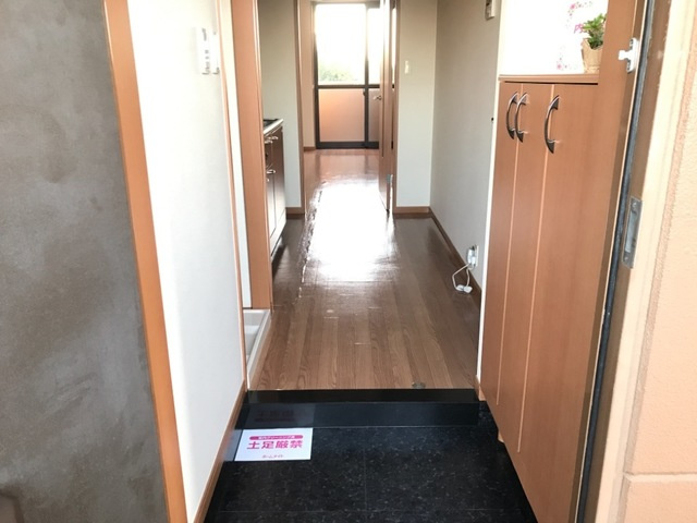 ファーストヒルズの玄関