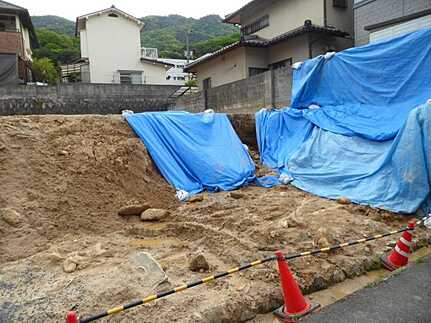 東区上温品４丁目の外観