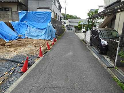 東区上温品４丁目の前面道路含む現地写真