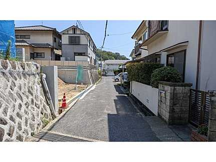 東区上温品４丁目の周辺
