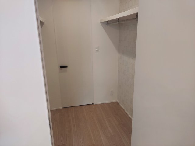 リーデンススクエア宝塚リバージュの収納|ウォークインクローゼット