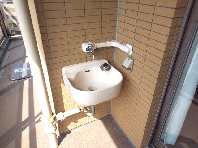 リーデンススクエア宝塚リバージュのその他|スロップシンク