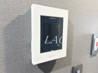 【セキュリティ】 | 東新橋ビル | モニターつきインターホンです。