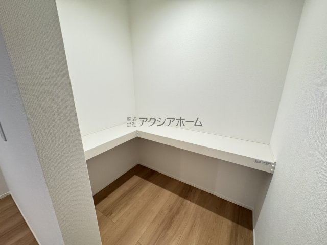 所沢市向陽町・全3棟　新築一戸建　2号棟　～オール電化～の収納|パントリー