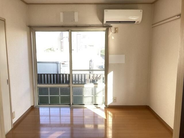 【寝室】