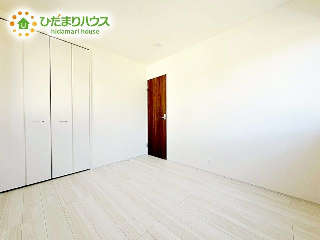 【洋室】 | 水戸赤塚4期　新築戸建 | ご家族様一人ひとりの大切なプライベート空間。シンプルなデザインなので、趣味・感性で個性的に飾ることができます♪