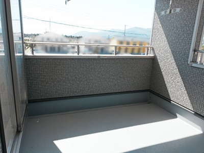 【バルコニー】 | いなべ市北勢町麻生田