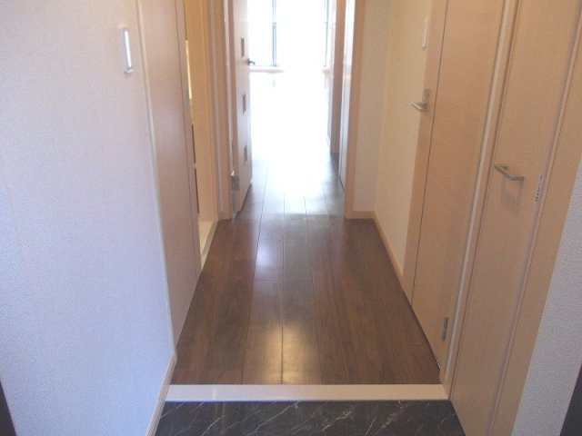 ジョイエイトの玄関