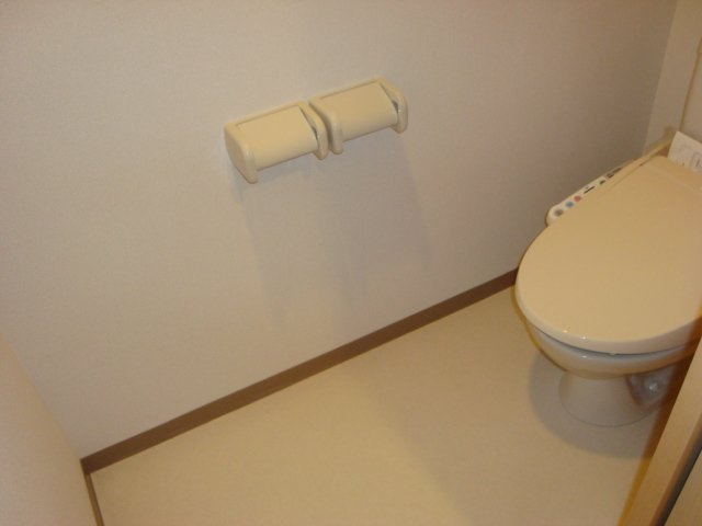 Ｋビル　富士見町ハイツのトイレ|シャワー付トイレ