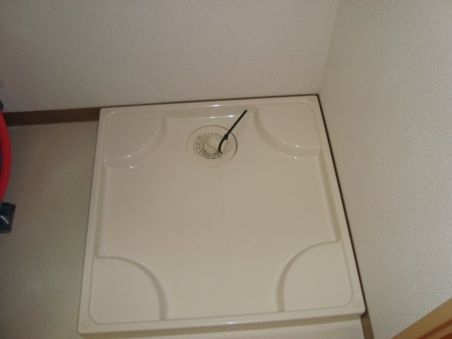 Ｋビル　富士見町ハイツのその他|洗濯機置場