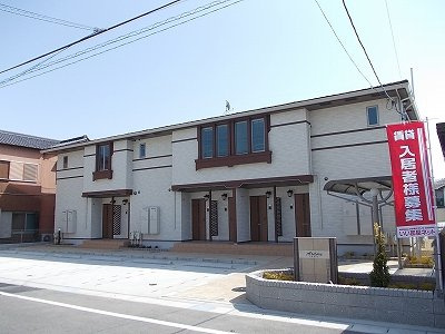 アルドーレの外観|おしゃれな外観です