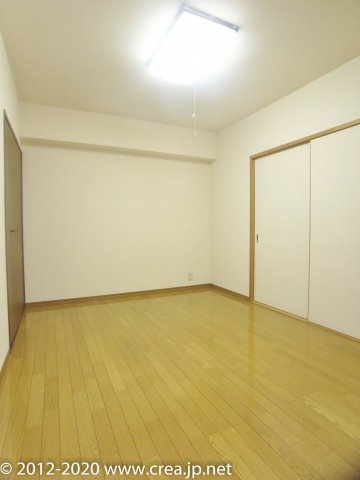 ピジョン田園の洋室