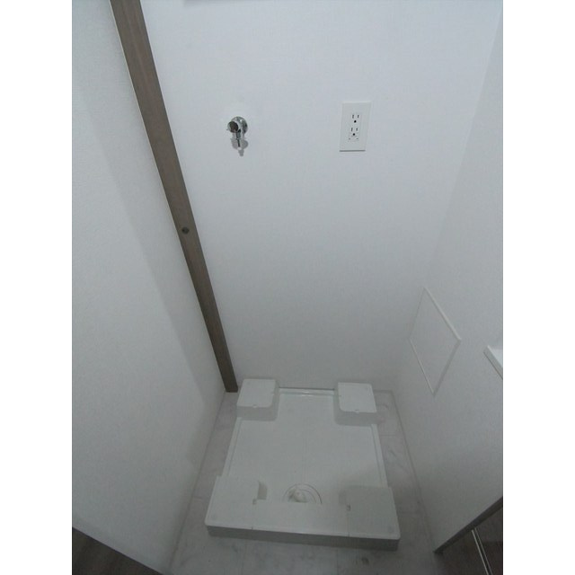 プライムガーデン若木のその他|室内洗濯機置場