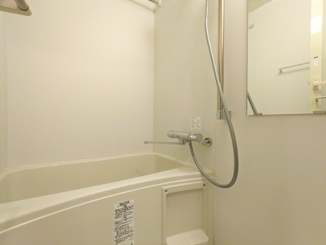 ルーデンス常盤台Ⅲの浴室