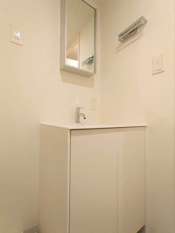 ルーデンス常盤台Ⅲの独立洗面台