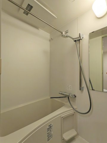 ルーデンス常盤台Ⅲの浴室