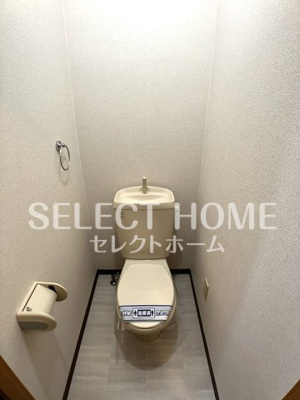 【トイレ】 | A・City伊賀新町 | 落ち着いた色調のトイレです