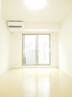 【居間・リビング】 | ディアコート | 洋室のお部屋です。