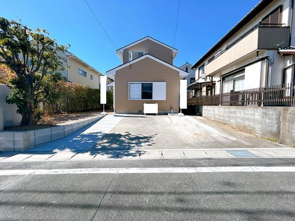 浜松市浜名区内野台４丁目の中古一戸建|並列3台　専用駐車場(2) 