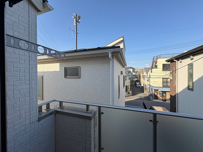 BLOOMING MAISON江戸川区南小岩2号棟 .のバルコニー
