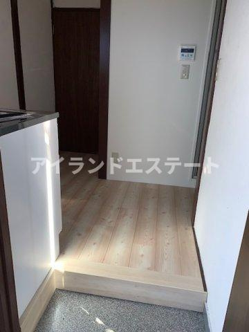 浅田アパート　駅近　内装リフォーム済　シャワールームの玄関
