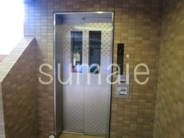 エスポワール篠崎のその他共用部分|エレベーター完備♪