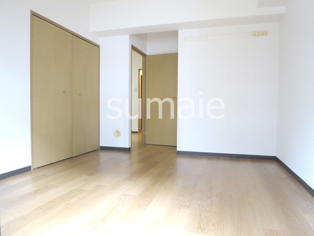 エスポワール篠崎の寝室|フローリングです。