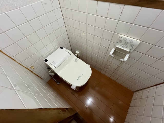 堺市中区陶器北戸建のトイレ