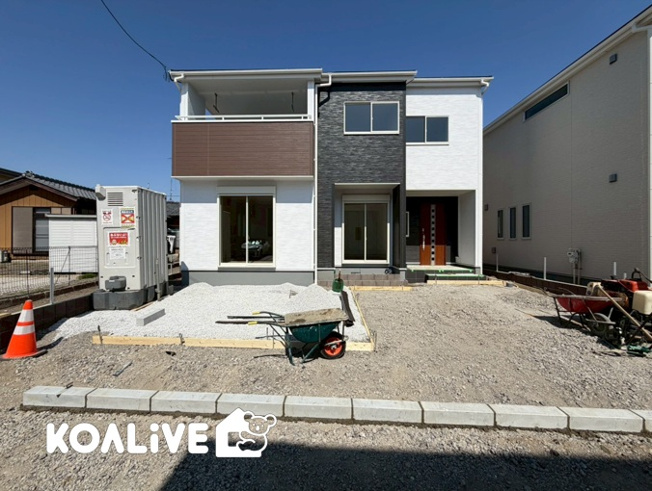 【外観】 | 高崎市倉賀野町　新築住宅　 | 現地ご案内ツアー開催中！早朝やお仕事帰りのご見学にもすぐ対応致します！見学ご予約はコアライブまでお気軽にお問い合わせ下さい！