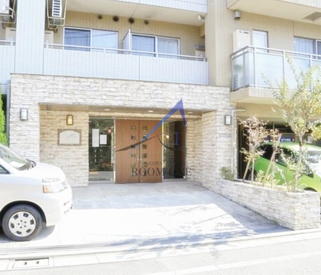 プレール・ドゥーク中野坂上のエントランス|エントランスです。