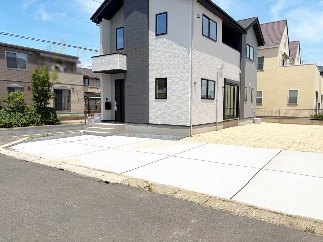 水戸市住吉町5期　新築戸建て　1号棟の駐車場|カースペースは2台お停めいただけます♪