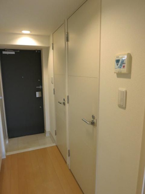 【玄関】 | アーデン駒沢大学