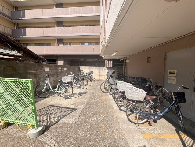 マンション市川のその他共用部分|共用部・駐輪場