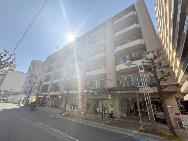 マンション市川の外観|外観/2駅3路線が徒歩5分以内に利用できる便利な立地のマンションです！