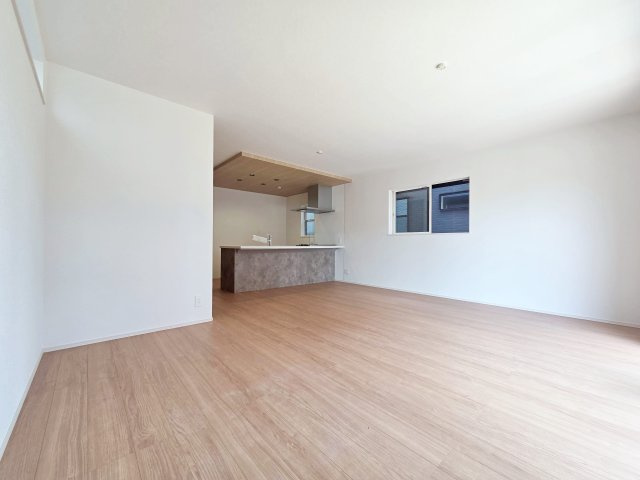 【居間・リビング】 | 大府市第1横根町石丸１号棟【仲介手数料0円】