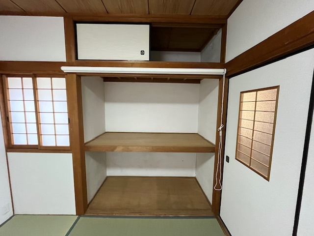陶器北貸家の収納
