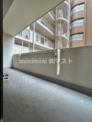 シャトー西梅田マンションのバルコニー
