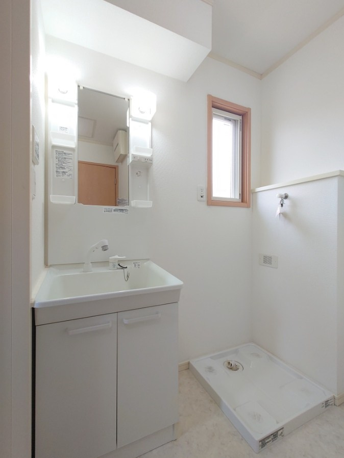 エスポワールC棟の独立洗面台