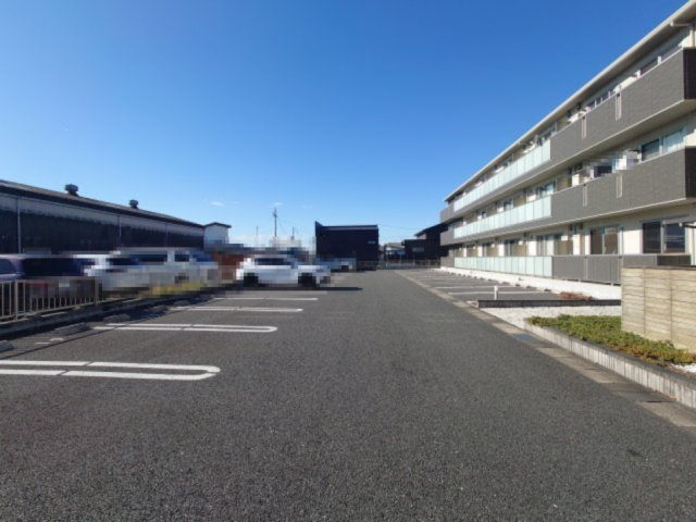 Salt Valley CourtⅡ(ソルトバレーコートツー )の駐車場