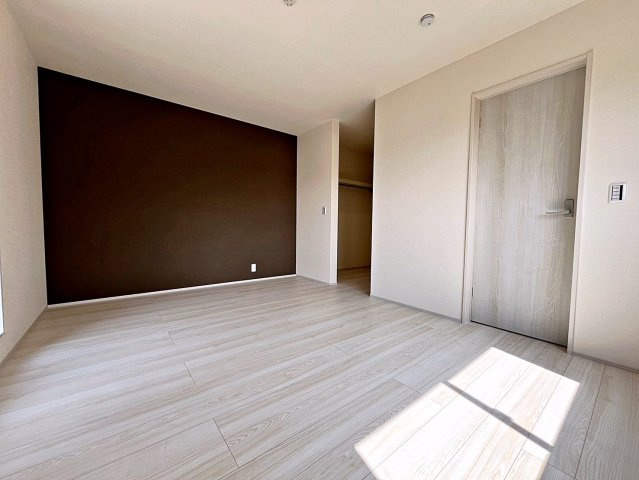 新築戸建・新築建売　福島市笹木野町裏第4　野田小・野田中の洋室|8.7帖の洋室は広々としておりご夫婦の主寝室におすすめです！