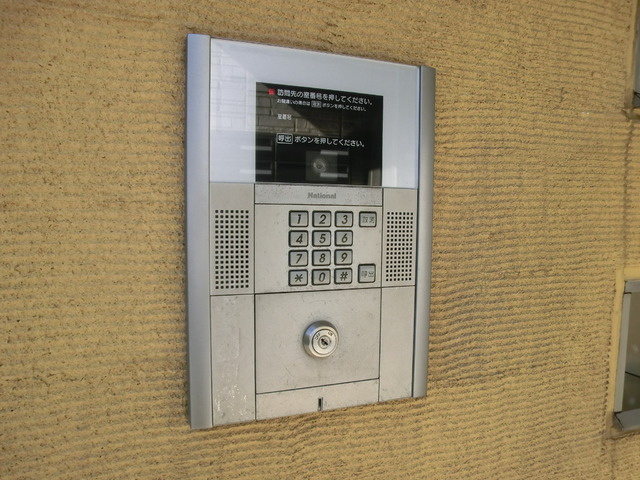 オーガスタ篠崎のセキュリティ|オートロック完備。