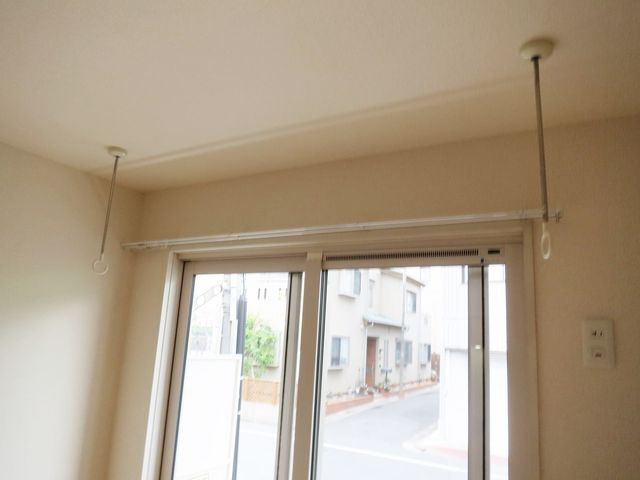 オーガスタ篠崎の設備|室内物干しです☆