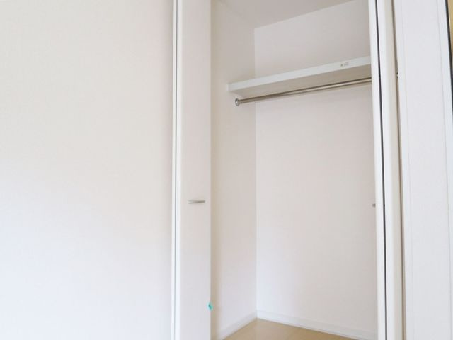 オーガスタ篠崎の収納|クローゼットです☆