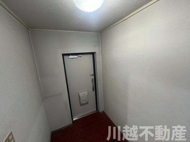 最上階＋角部屋、大家族に嬉しい４LDKの玄関|2025年夏に新調された玄関ドア（内側）