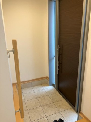【玄関】 | 中古　JR横浜線　矢部駅　冨士見　ストックヘーベルハウス