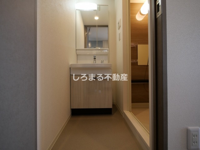 プレサンス東小橋エレディータの洗面所