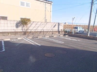 ソレイユ　レジデンスの駐車場|駐車場です