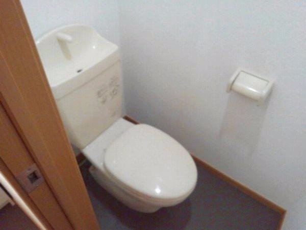 ソレイユ　レジデンスのトイレ|コンパクトで使いやすいトイレです