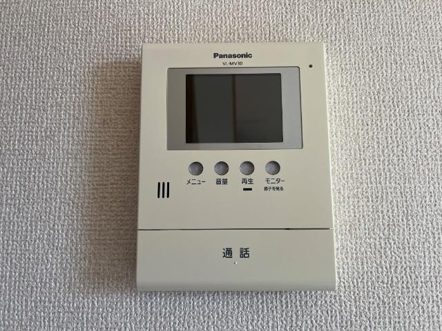 ヴィラージュ新木屋瀬　の内装|カメラ付インターホン